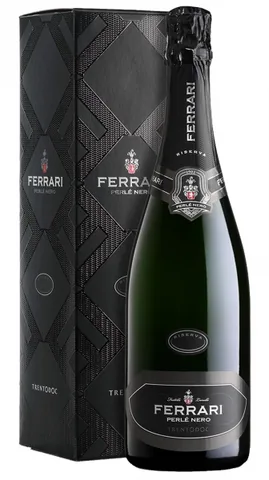 Bottiglia di Trento Spumante Riserva Extra Brut 'Perlé Nero' 2018, Ferrari